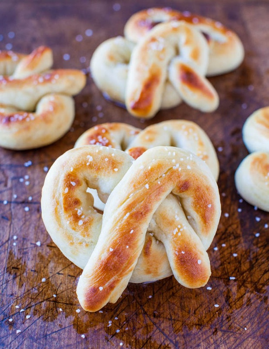 One Hour Soft Pretzels